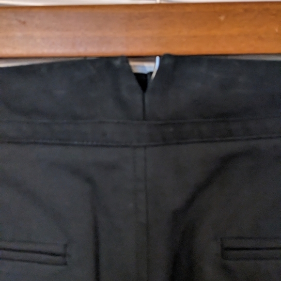 GAP Button Stretch Pencil Skirt - Picture 10 of 10